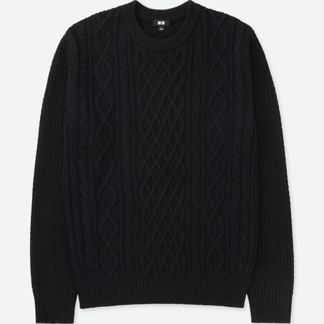 ケーブルクルーネックセーター