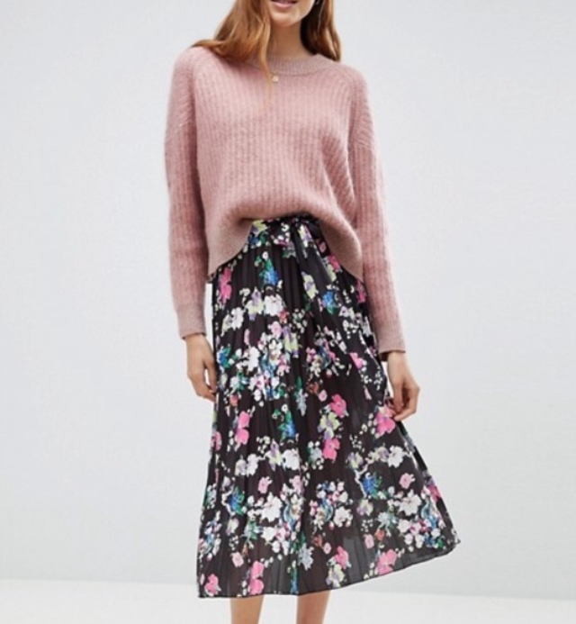 フラワープリントスカート