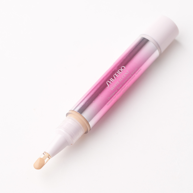 ホワイトルーセント オンメーキャップ スポッツコレクティング セラム