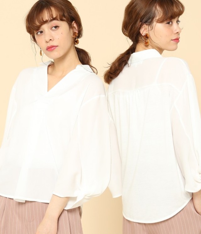 スキッパーブラウス