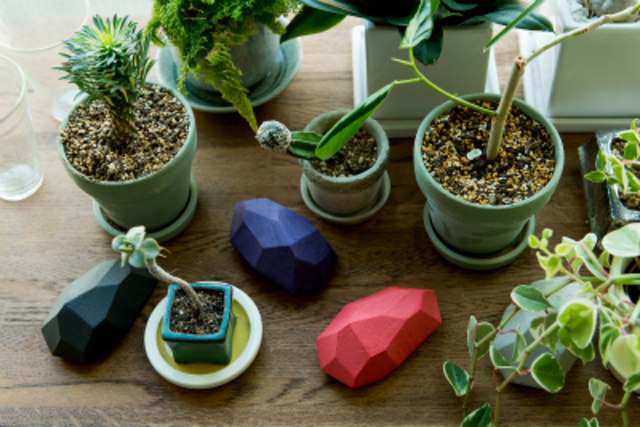 SUUU イシ 超吸水多孔質体オブジェ