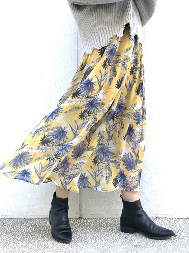 リーフプリントマキシスカート