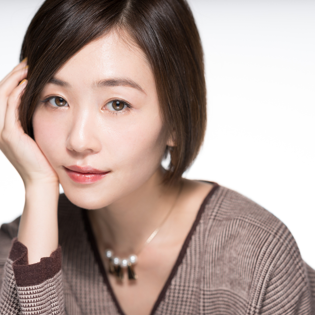 Hair＆Make Up:Jun Yoshimura（LA DONNNA）