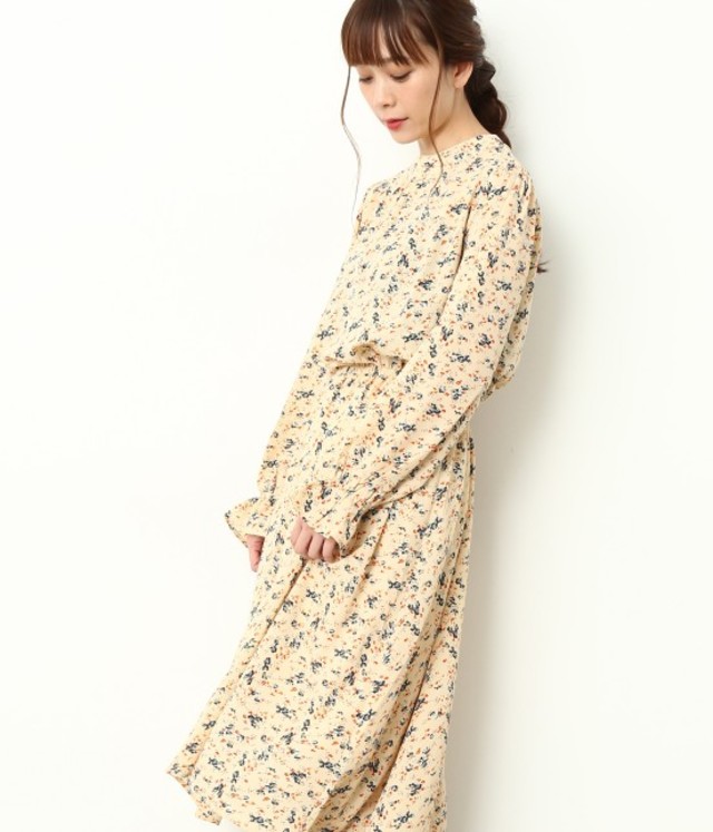 ドットフラワーハイネックワンピース