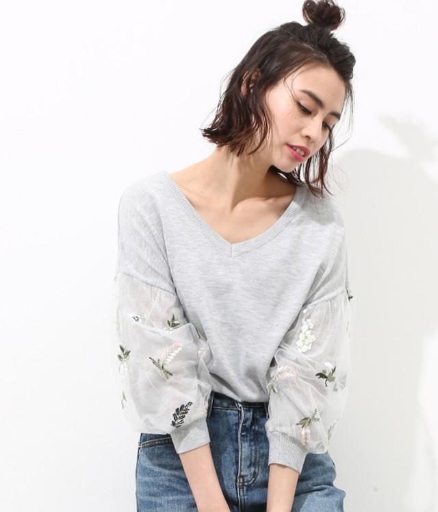 【2WAY】花柄刺繍チュール袖プルオーバー