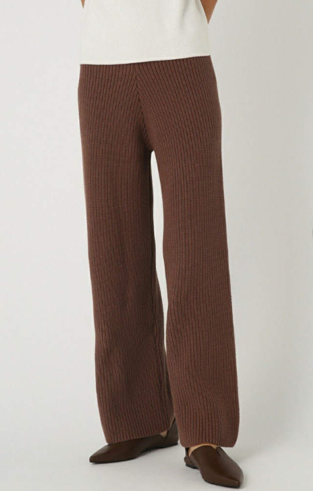 リブニットパンツ