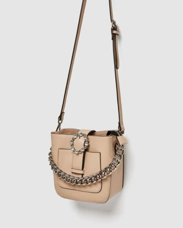 ビジューディテール付きミニバケットバッグ