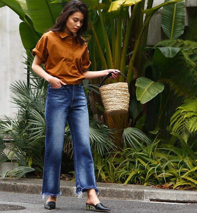 ストレートジーンズ