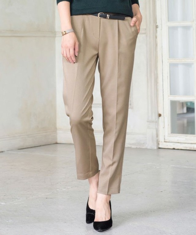 360°美脚見えストレートパンツ