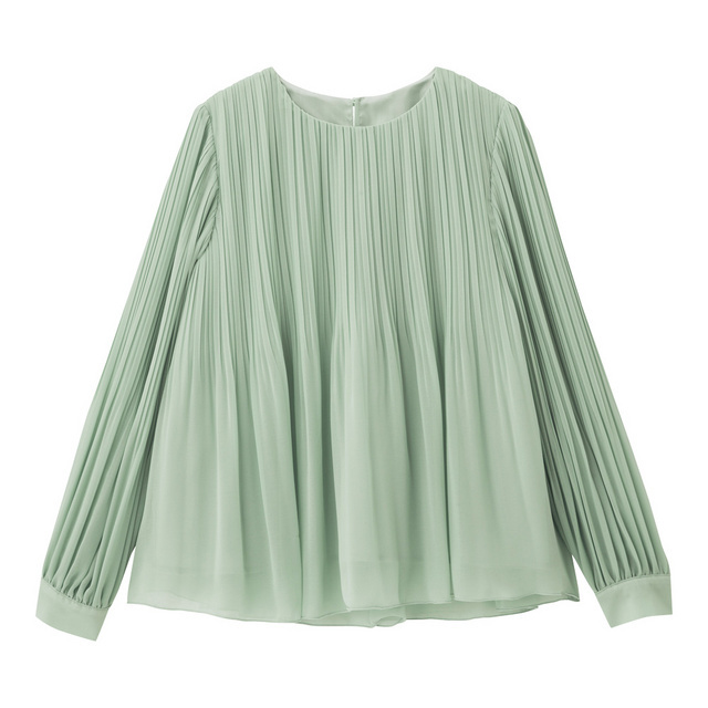 プリーツブラウス