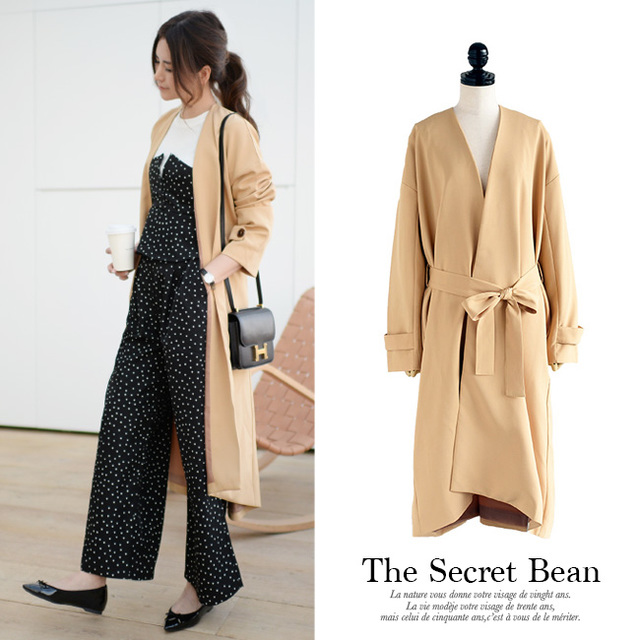 ガウントレンチコート