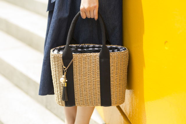 パールフリンジチャーム付かごバッグ