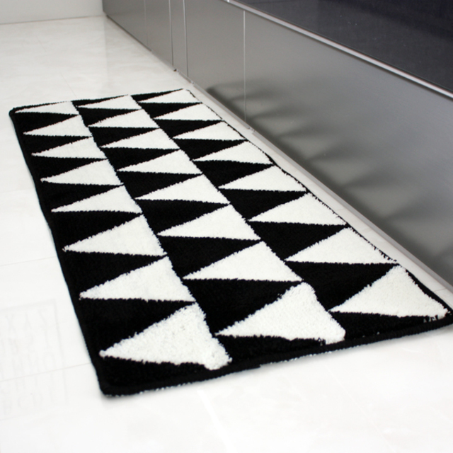 TRIANGLE KITCHIN MAT