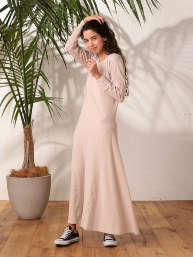 リブマキシワンピース