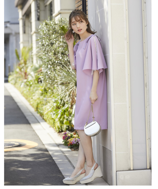 フレアスリーブ肩りぼんつきドレッシーワンピース