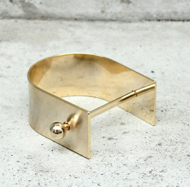 プレートバーバングル