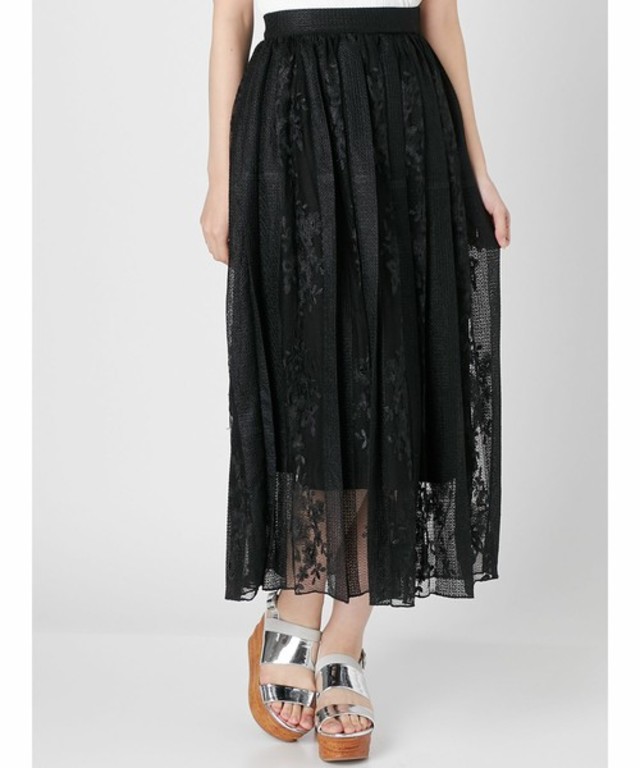 ストライプレースロングスカート