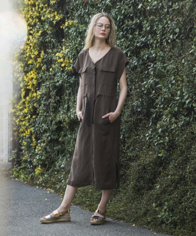 LINEN GILEET DRESS