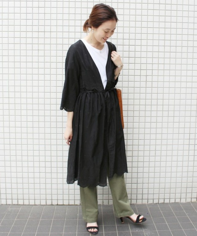 エンブロイダリーレース7分袖ガウン