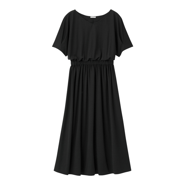 ウエストマークVネックワンピース(半袖)