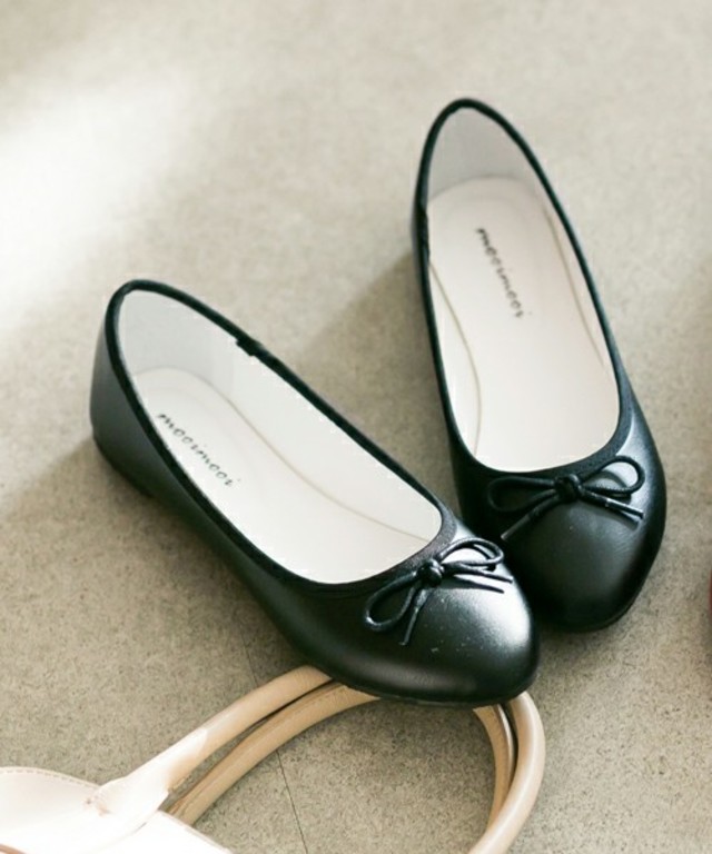 フラットバレエシューズ