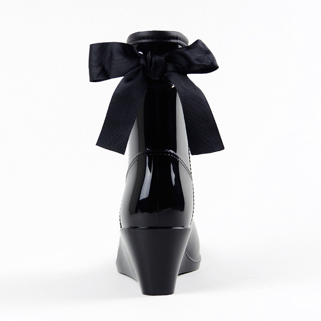 ウェッジショートレインブーツ