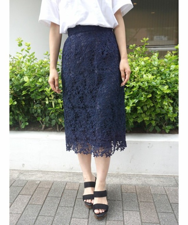 ケミカルレースタイトスカート