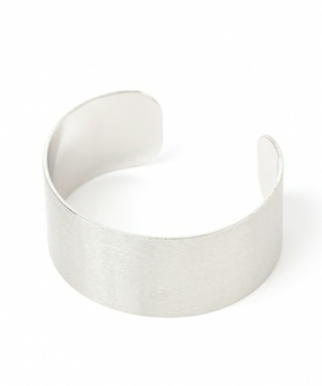 サティーナフトバングル