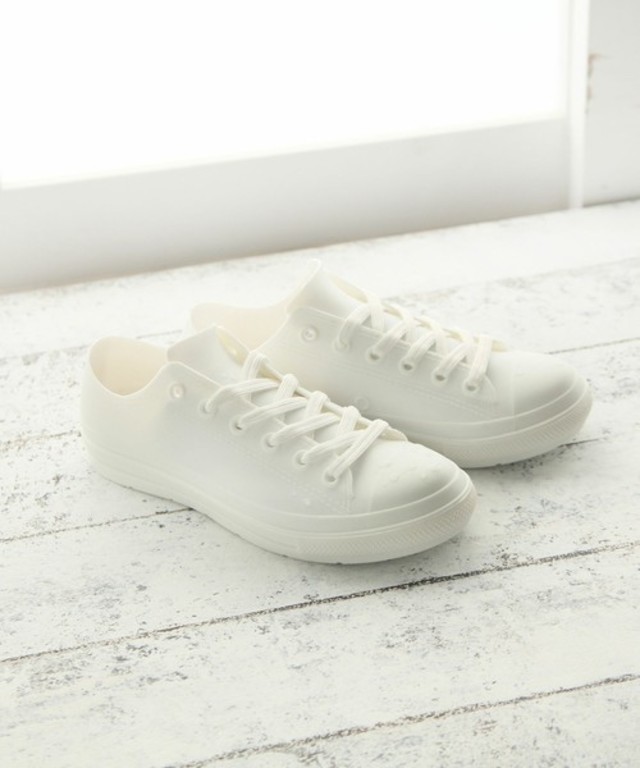ローカットレインスニーカー