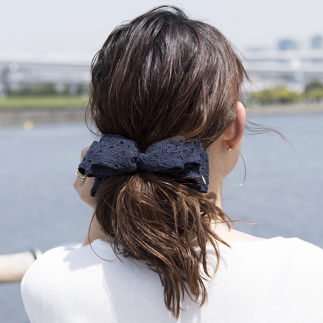 レースレイヤード バナナクリップ Navy(10%OFF)