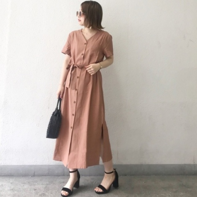 前開き胸ポケットワンピース