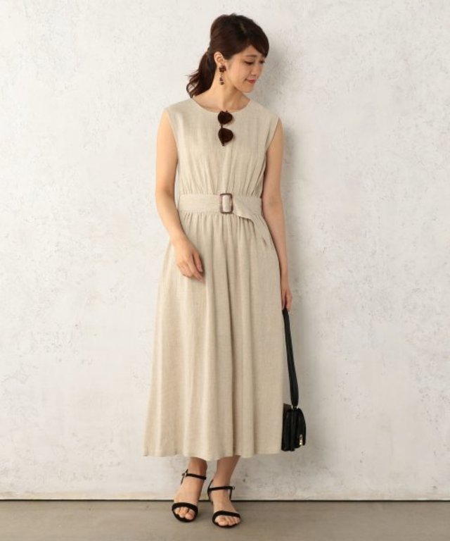 麻レーヨンベルテッドノースリワンピース