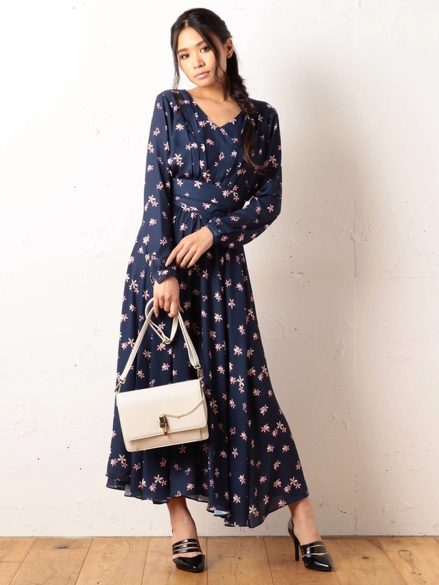 フロントタックロングワンピース