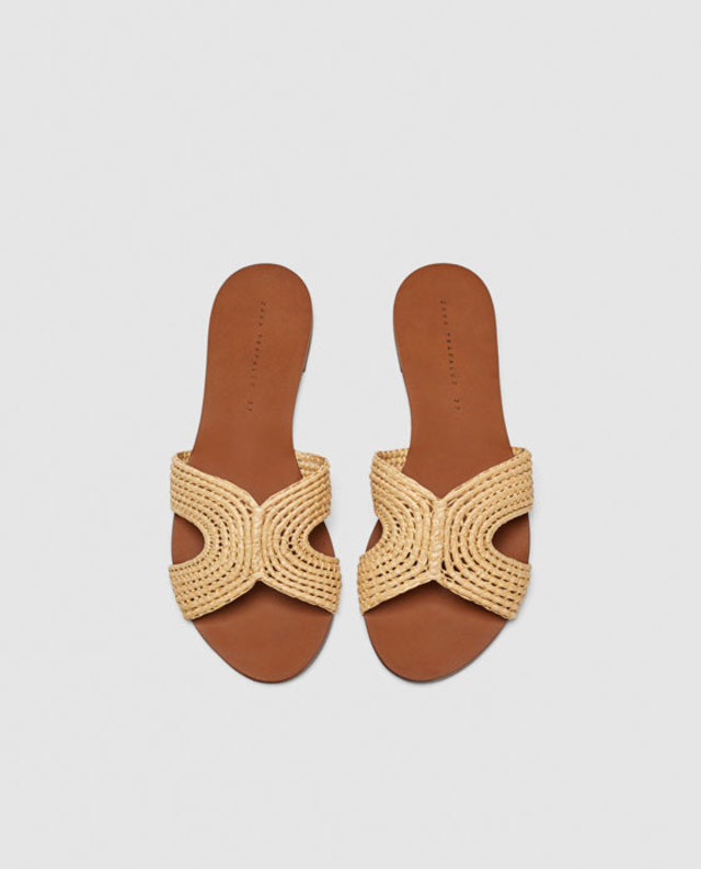ナチュラルカラーフラットサンダル