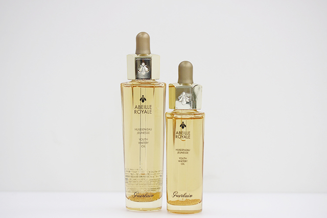 15mL 税込6,912円　30mL 税込12,420円　50mL 税込17,928円