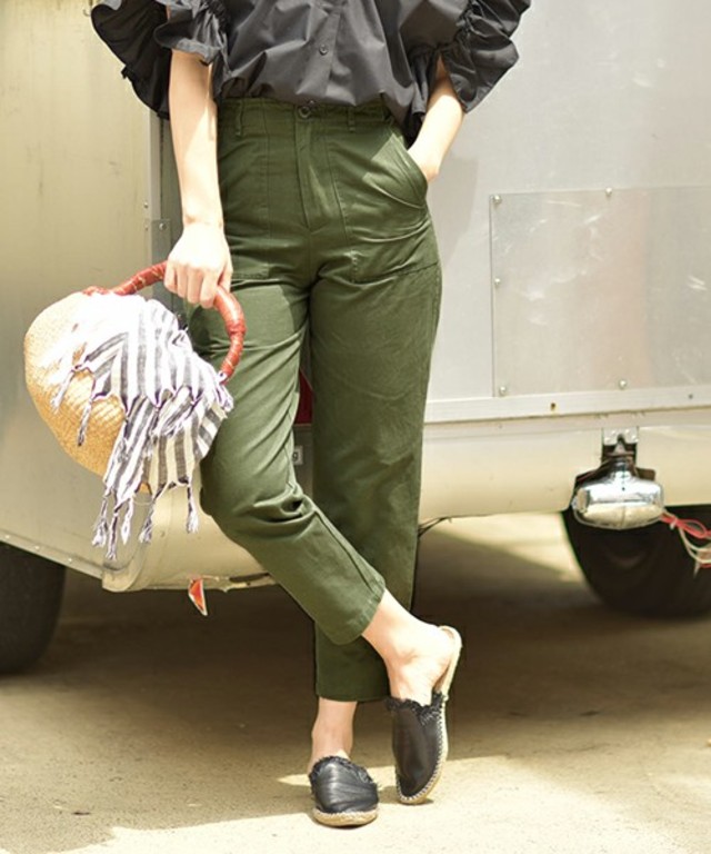 ハイウエストベイカーパンツ