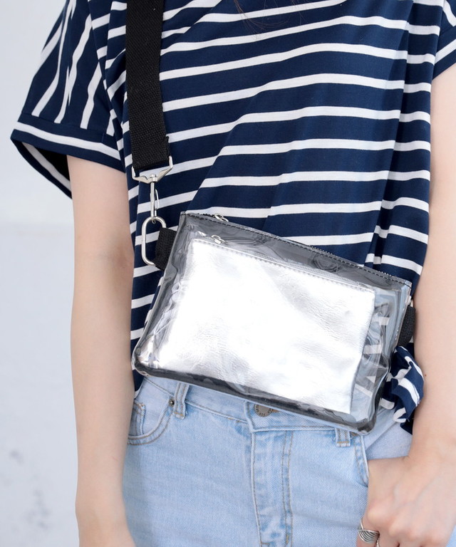 ポーチ付きクリアサコッシュ