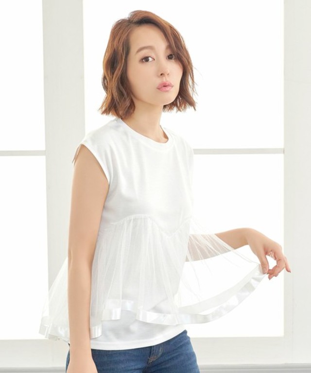 チュールレイヤードフレンチスリーブカットソー