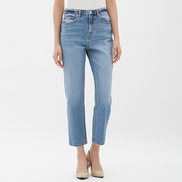 テーパードアンクルジーンズ