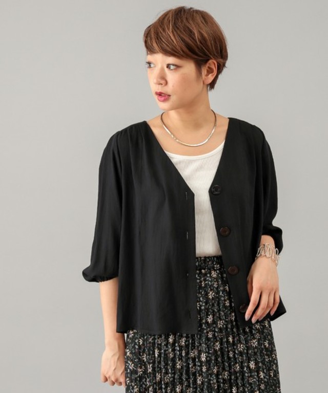 前開きレーヨンブラウス