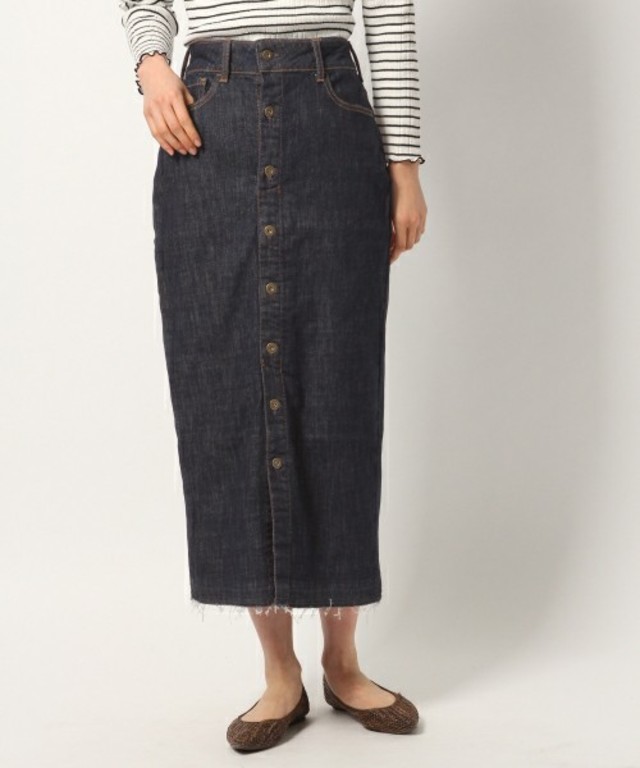 デニムマエボタンスカート