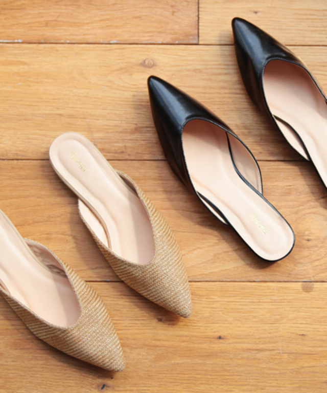 ポインテッドトゥミュール