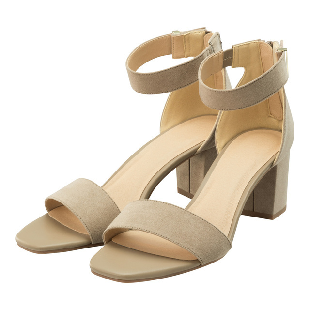 アンクルストラップサンダル