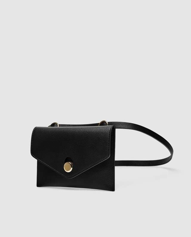 ウエストポーチ