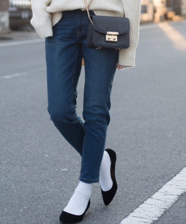 レディースジーンズ　デニム/ブルオンパンツ