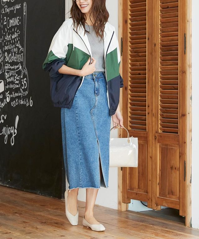 配色マウンテンパーカー