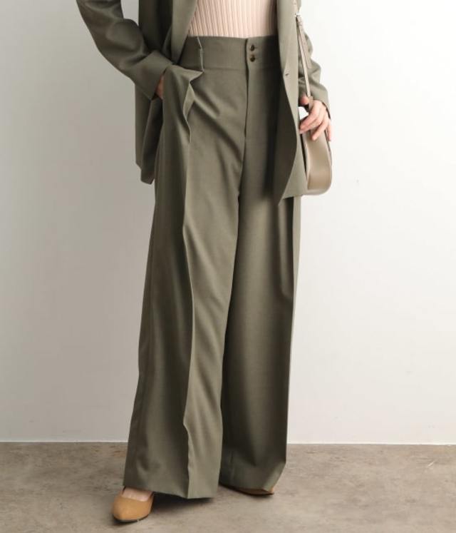 タックワイドパンツ