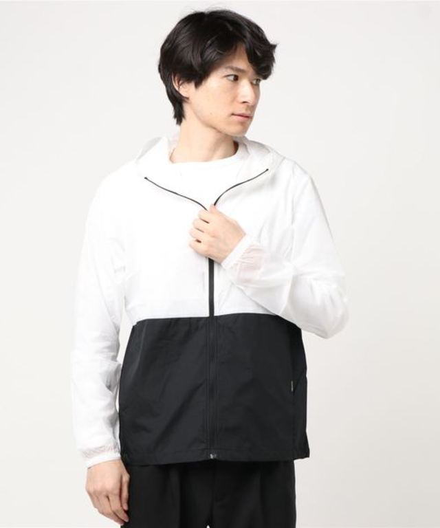 ライトウエイトパッカブルジャケット