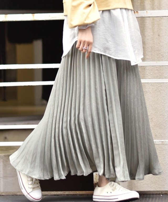 ビンテージサテンプリーツスカート