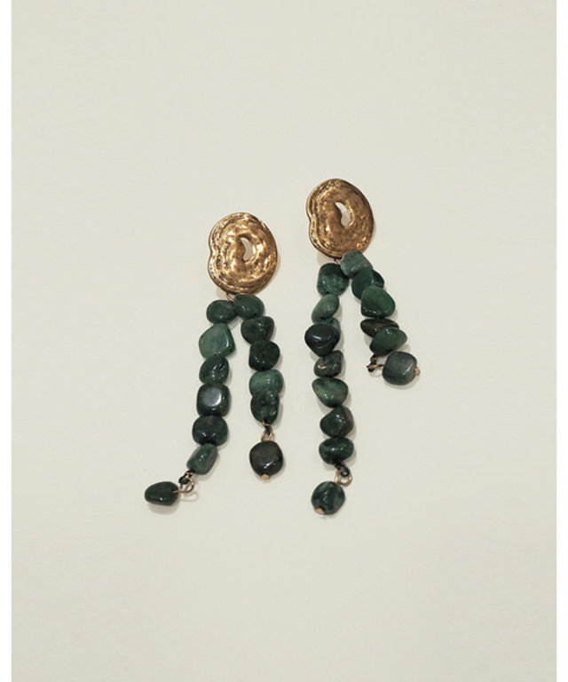 カラーストーンピアス